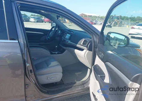 2017 Toyota Highlander Xle from USA, damaged, VIN 5TDKZRFH6HS205427